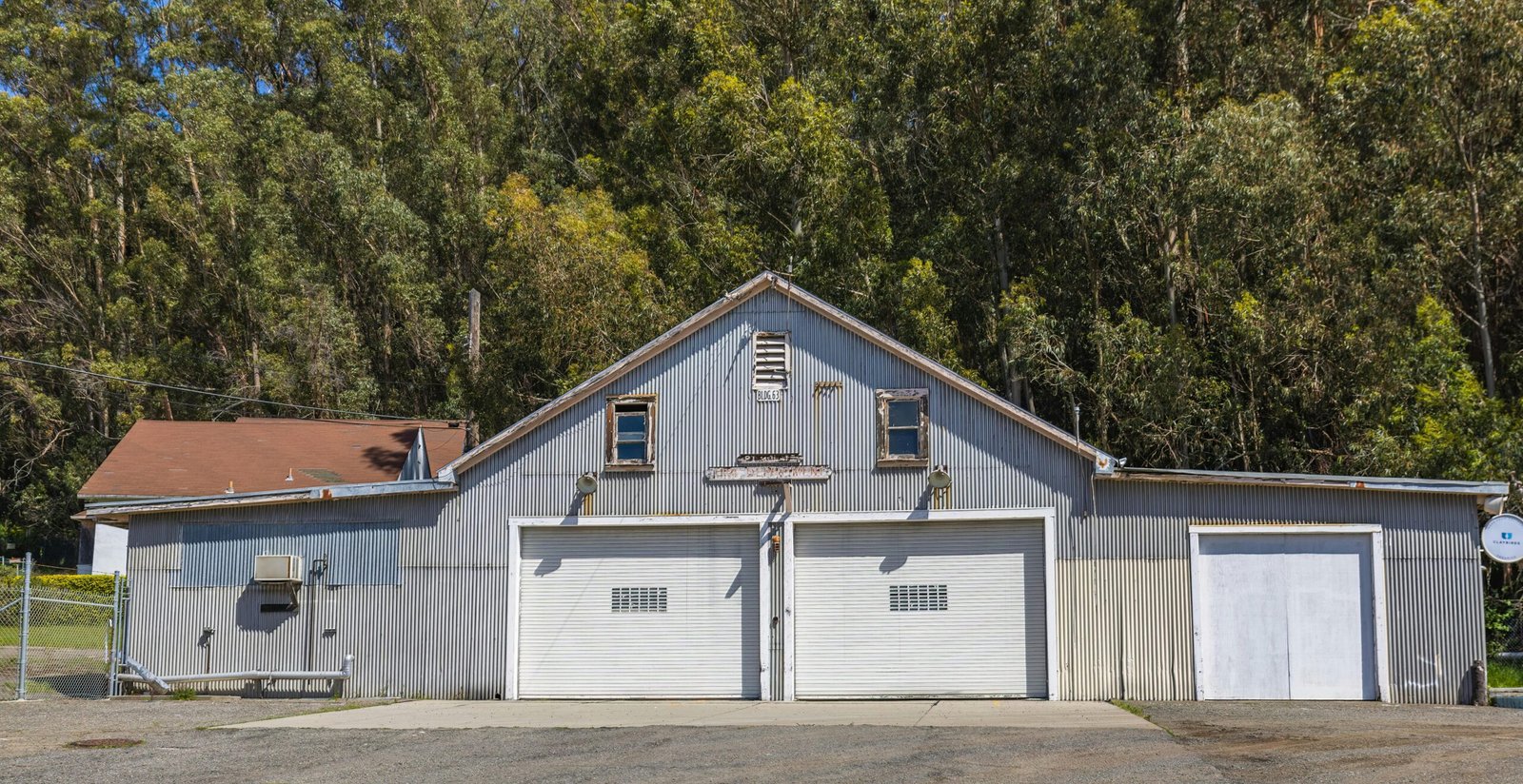 Double Metal Garage